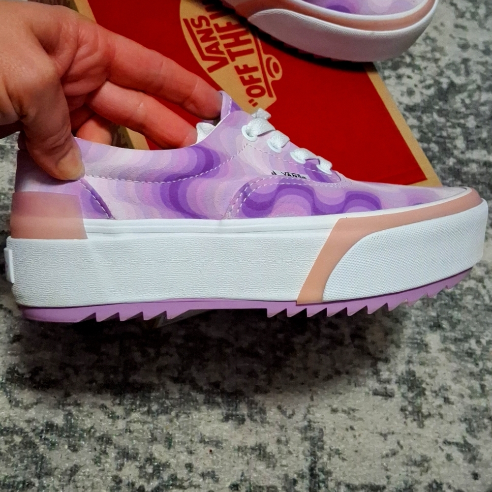Era stacked vans